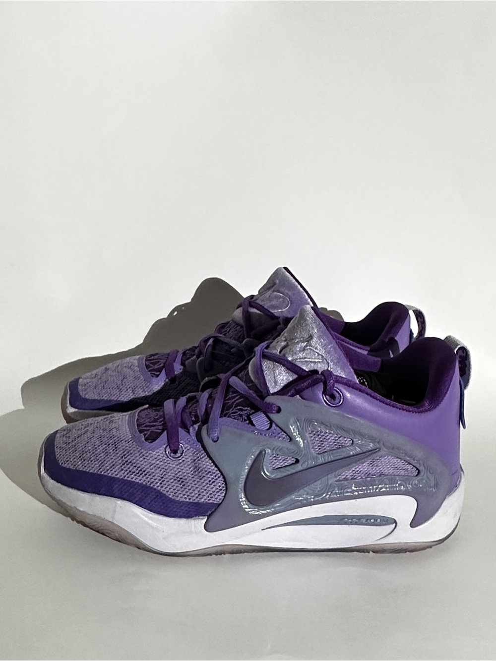 Nike KD 15 B.A.D. Men's -FJ216- 500
Space purple. Size:7